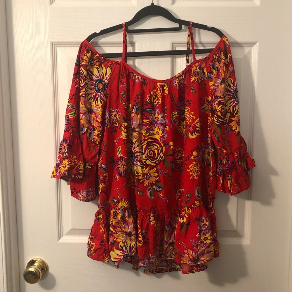 beachlunchlounge Off the Shoulder Top
